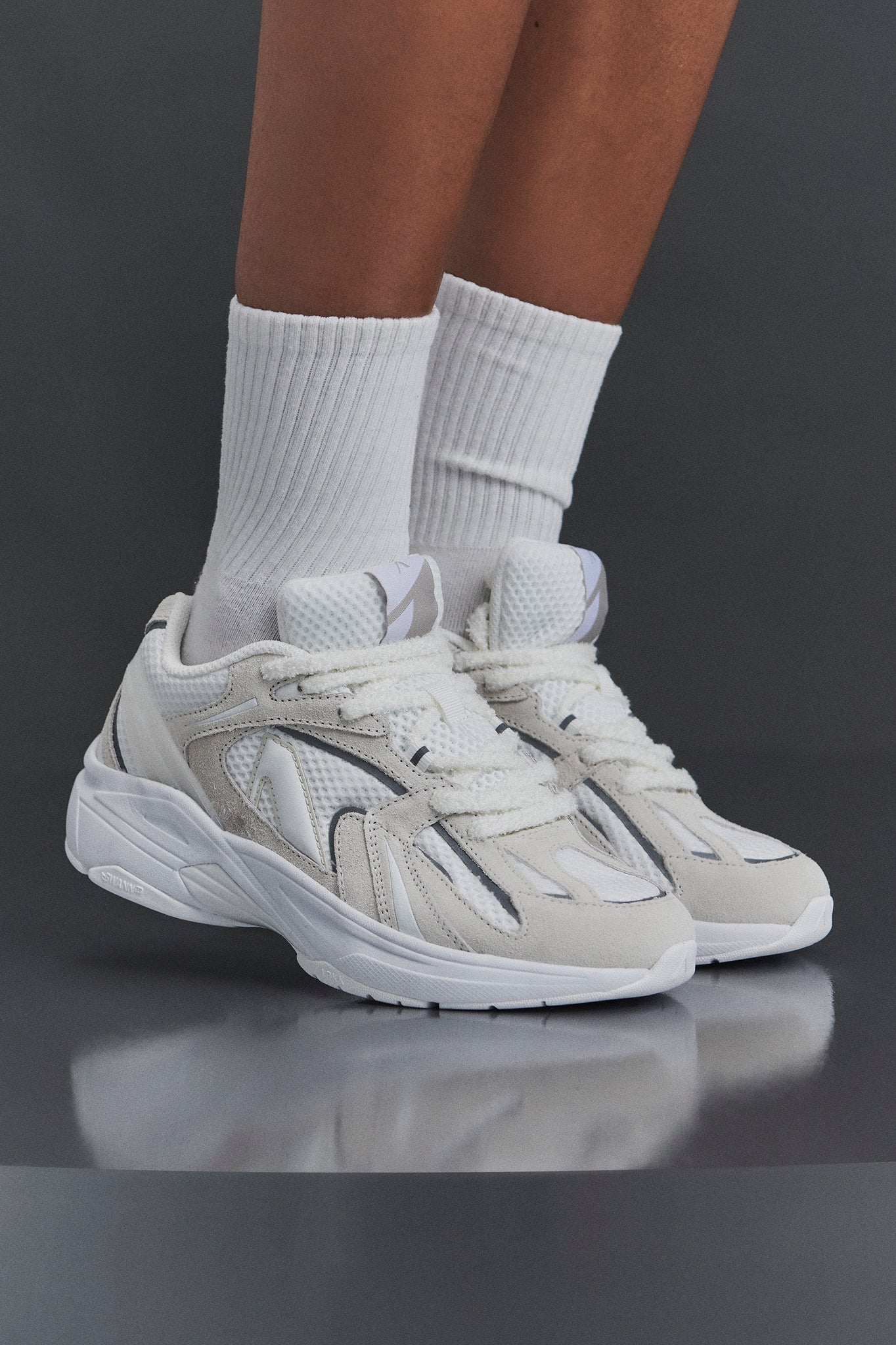 ARKK Essential Line Oserra | Tofu White | Women Oserra